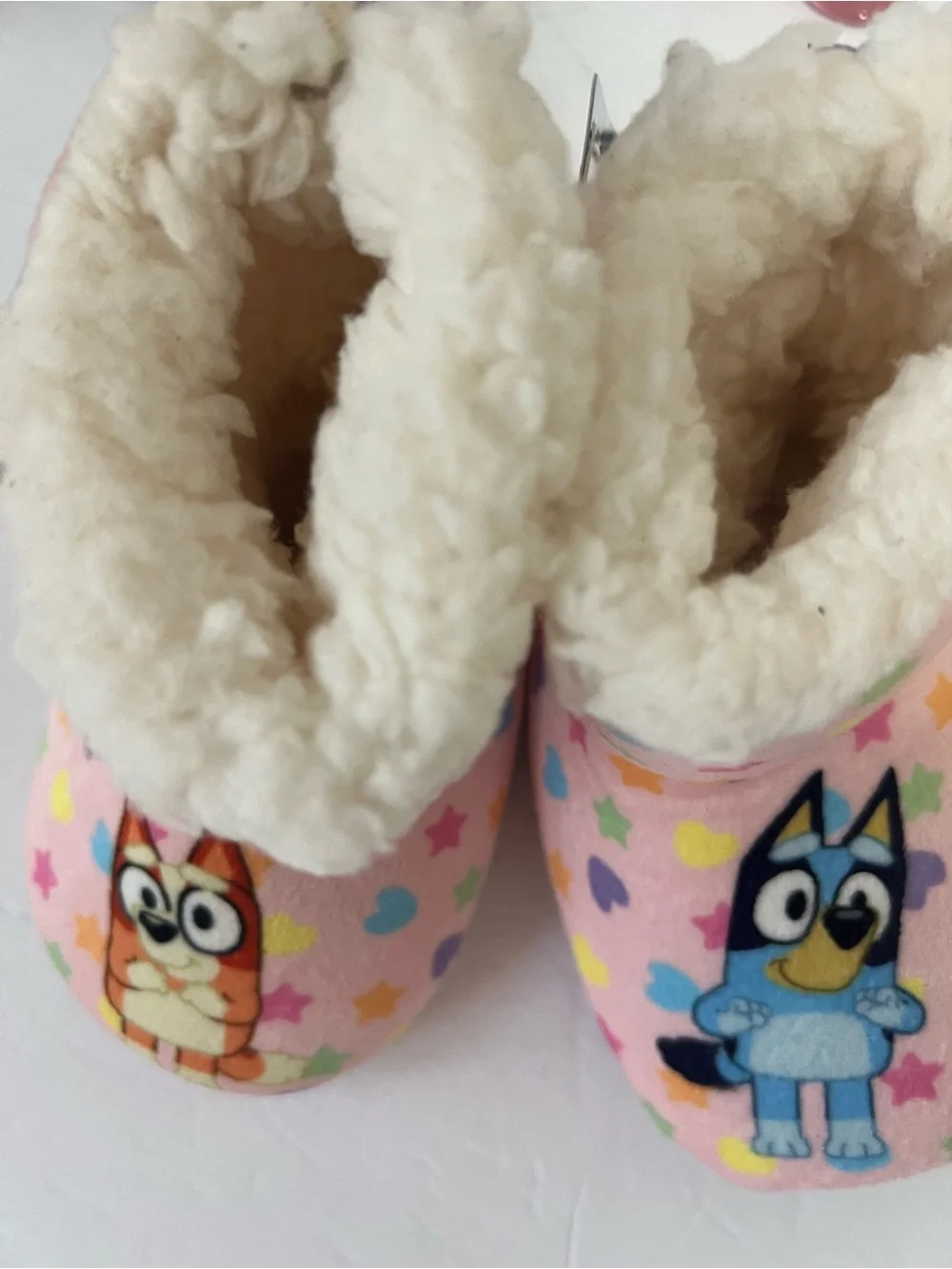NEW with tags Bluey Girls Bootee Slippers Size 5/6 Pink w/stars/hearts fur lined
